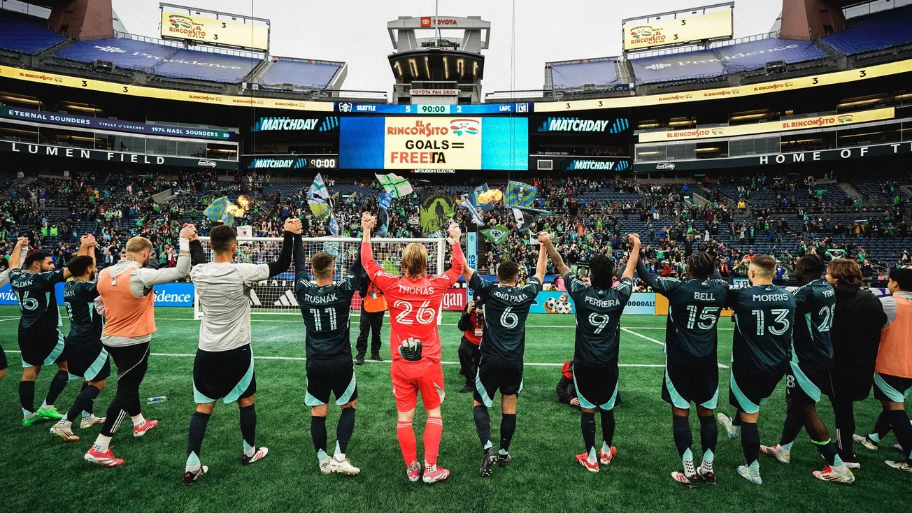 Seattle Sounders Dominate LAFC 5-2 in Disjointed Display